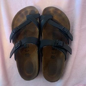 size 35 womens birkenstocks!!